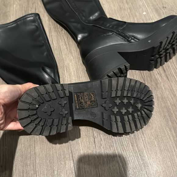 PU leather High Thigh Boots - Picture 4 of 4